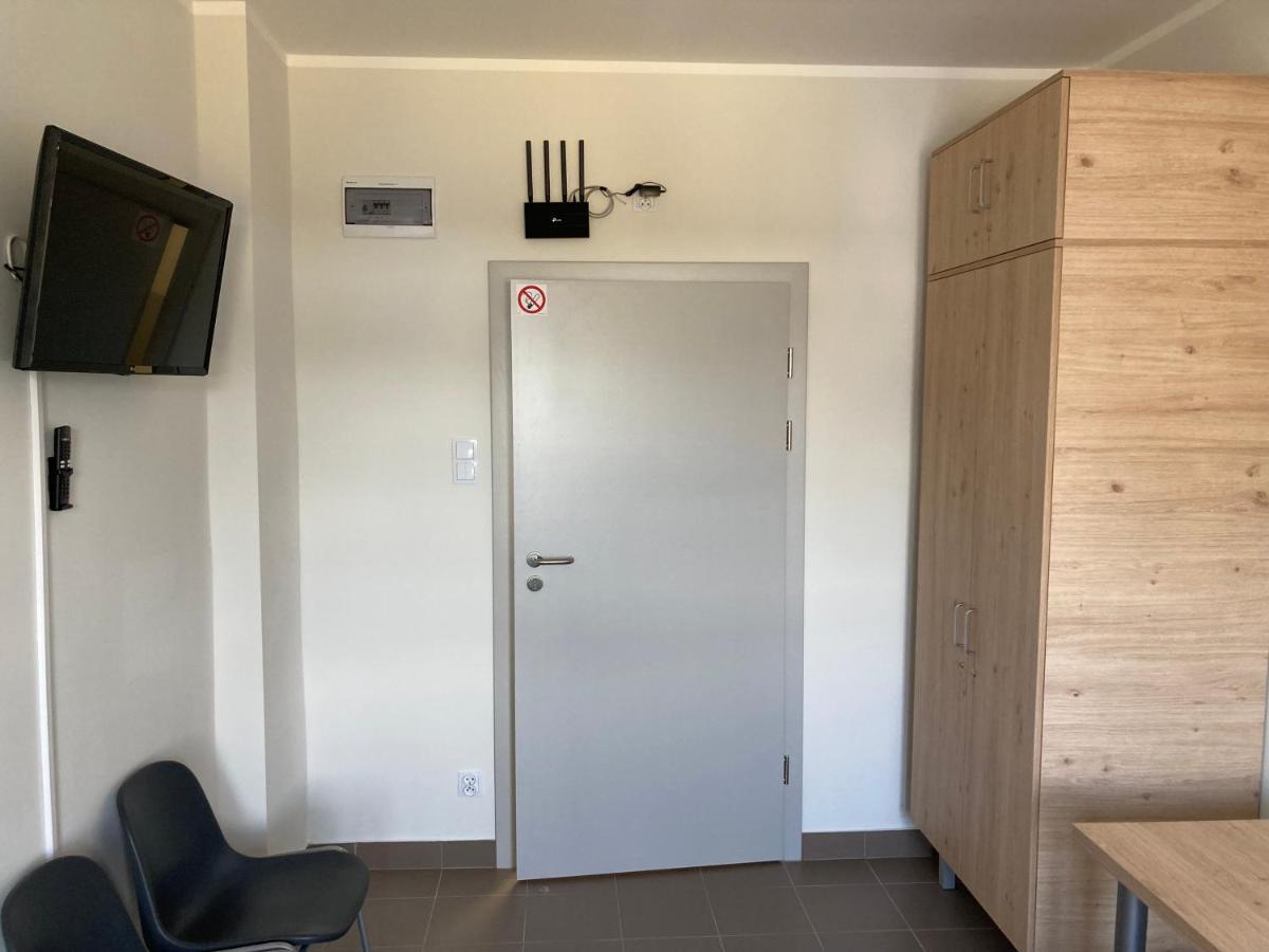 Hostel Przy Stadionie Jaworzno Kültér fotó