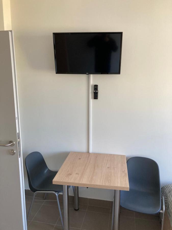 Hostel Przy Stadionie Jaworzno Kültér fotó